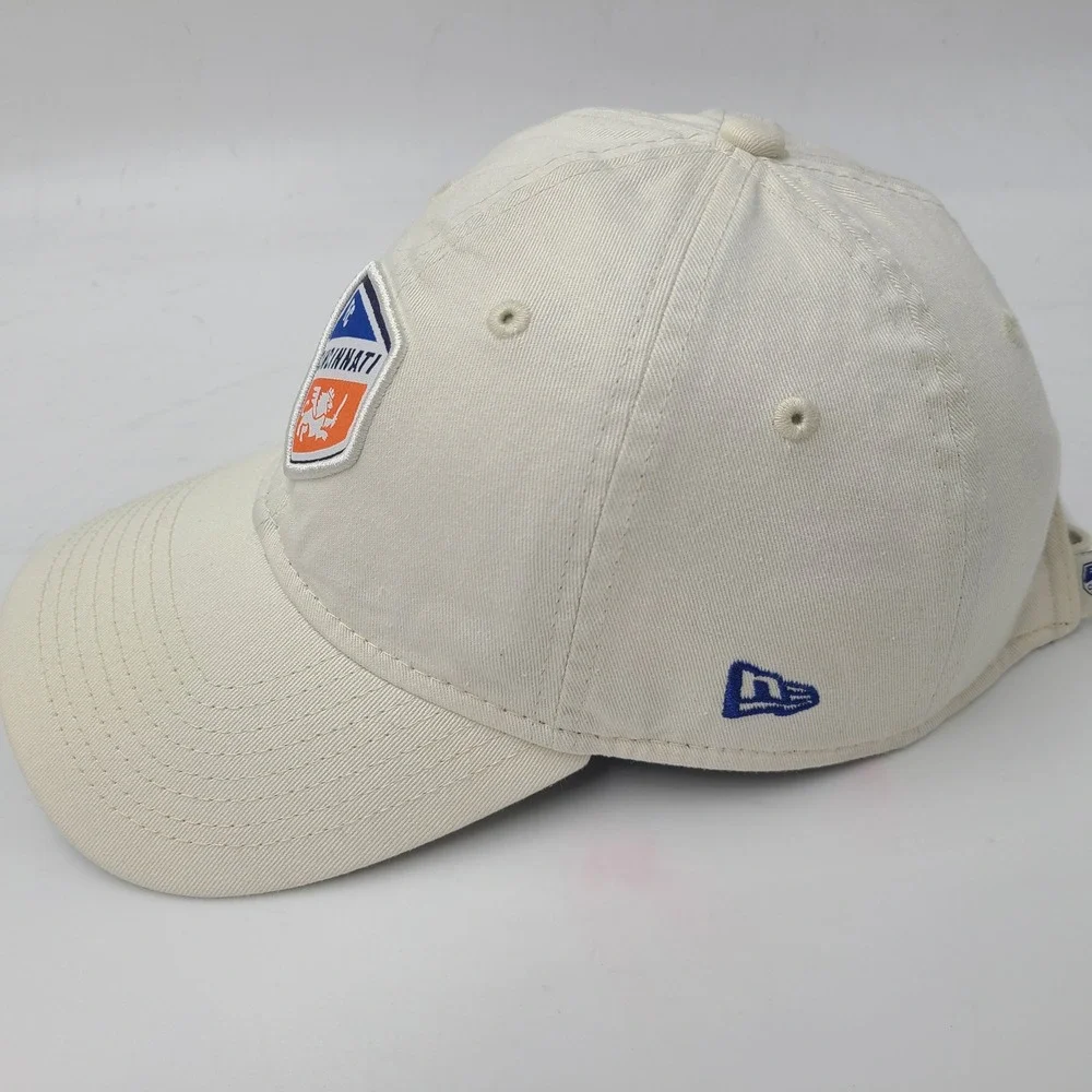 Women FC Cincinnati Hat Strapback New Era 9Twenty Cream MLS Soccer Club‎ Logo